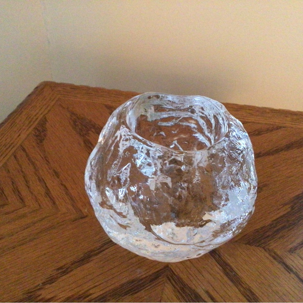 Clear Textured Glass tea light candle holder